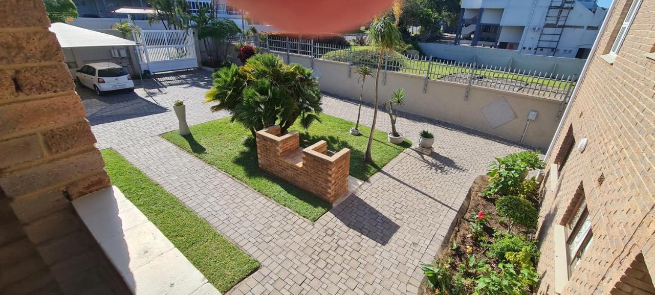 Apartmán Aride 4 Awesome View Of Uvongo Main Swimming Beach From Communal Braai Area Margate Exteriér fotografie