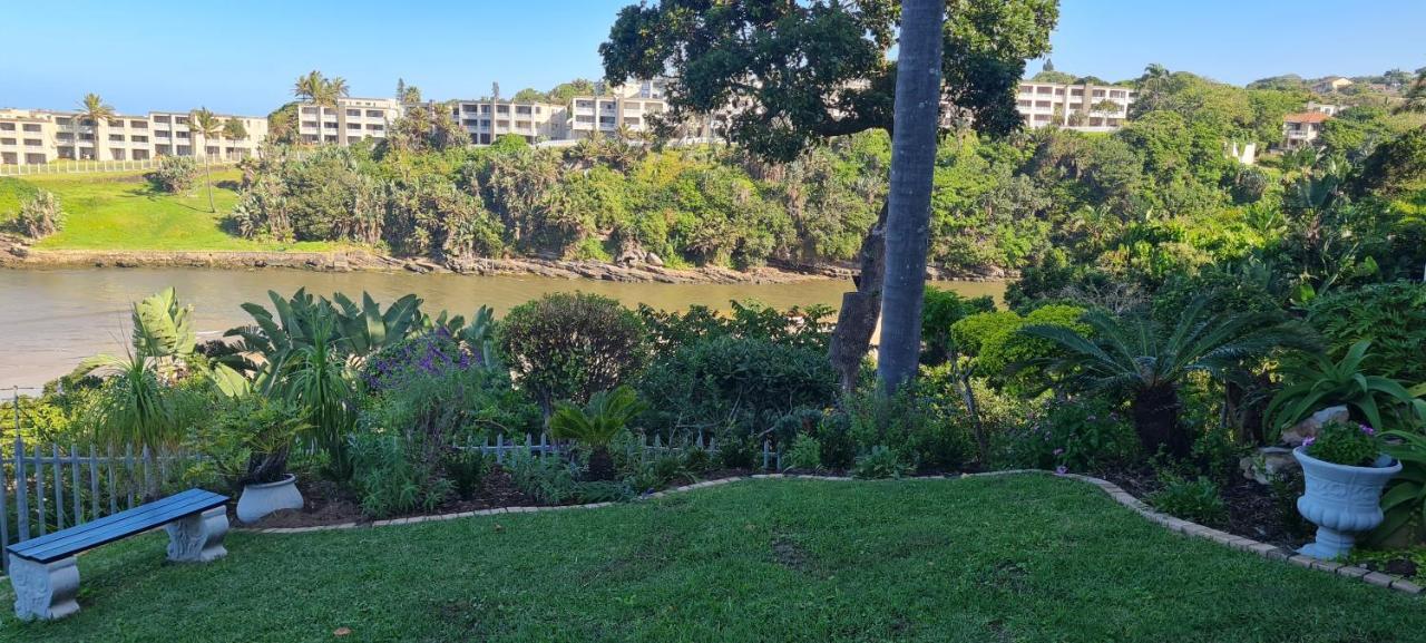 Apartmán Aride 4 Awesome View Of Uvongo Main Swimming Beach From Communal Braai Area Margate Exteriér fotografie